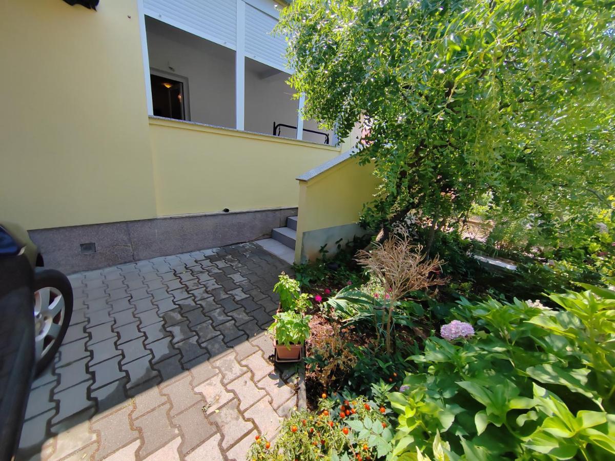 Apartments Kocijan Sukošan Εξωτερικό φωτογραφία