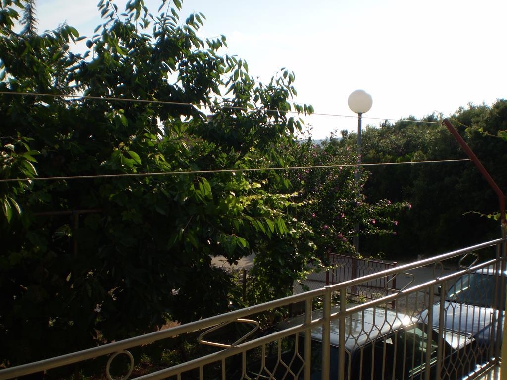 Apartments Kocijan Sukošan Εξωτερικό φωτογραφία