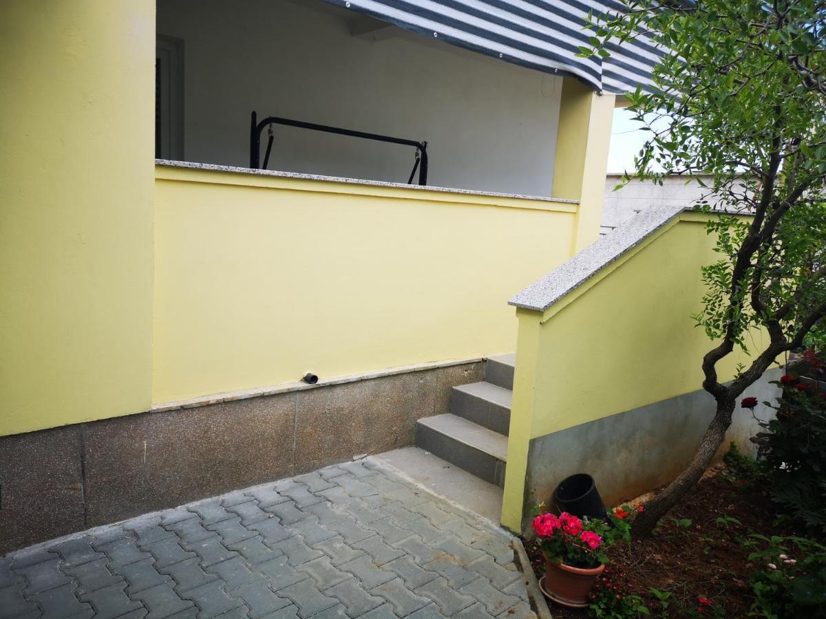 Apartments Kocijan Sukošan Εξωτερικό φωτογραφία